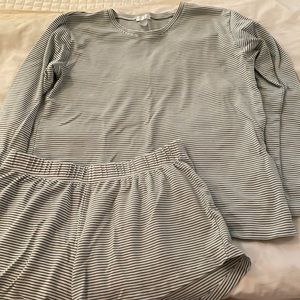 Lake Pajamas Long-short set. Size small